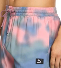 Puma Men's 7" Re: Escape Stretch Swim Trunks -Speedos Shop 7621702615208 deepdive 3a